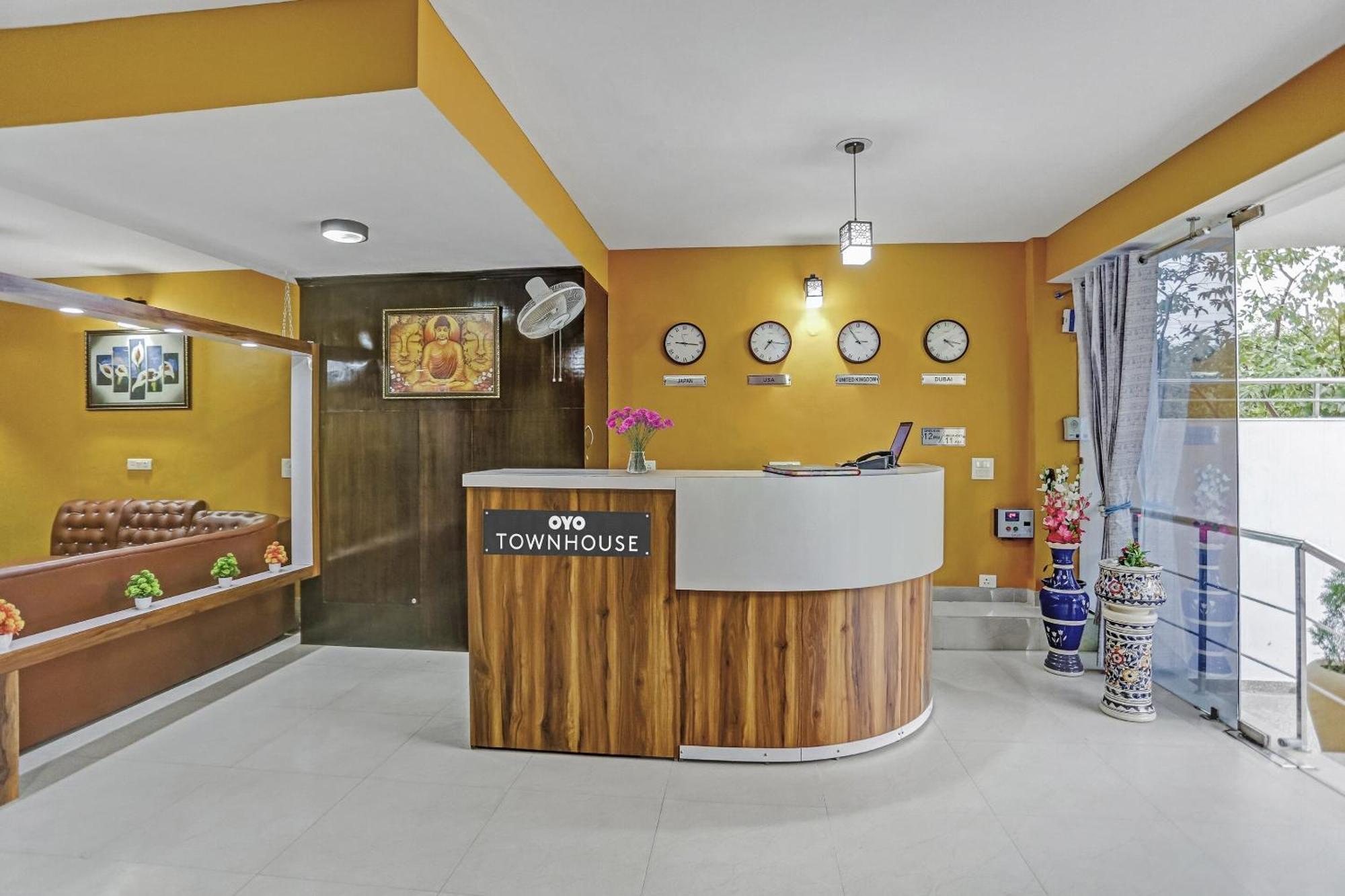 Townhouse Rumaisa Indirapuram Exteriér fotografie