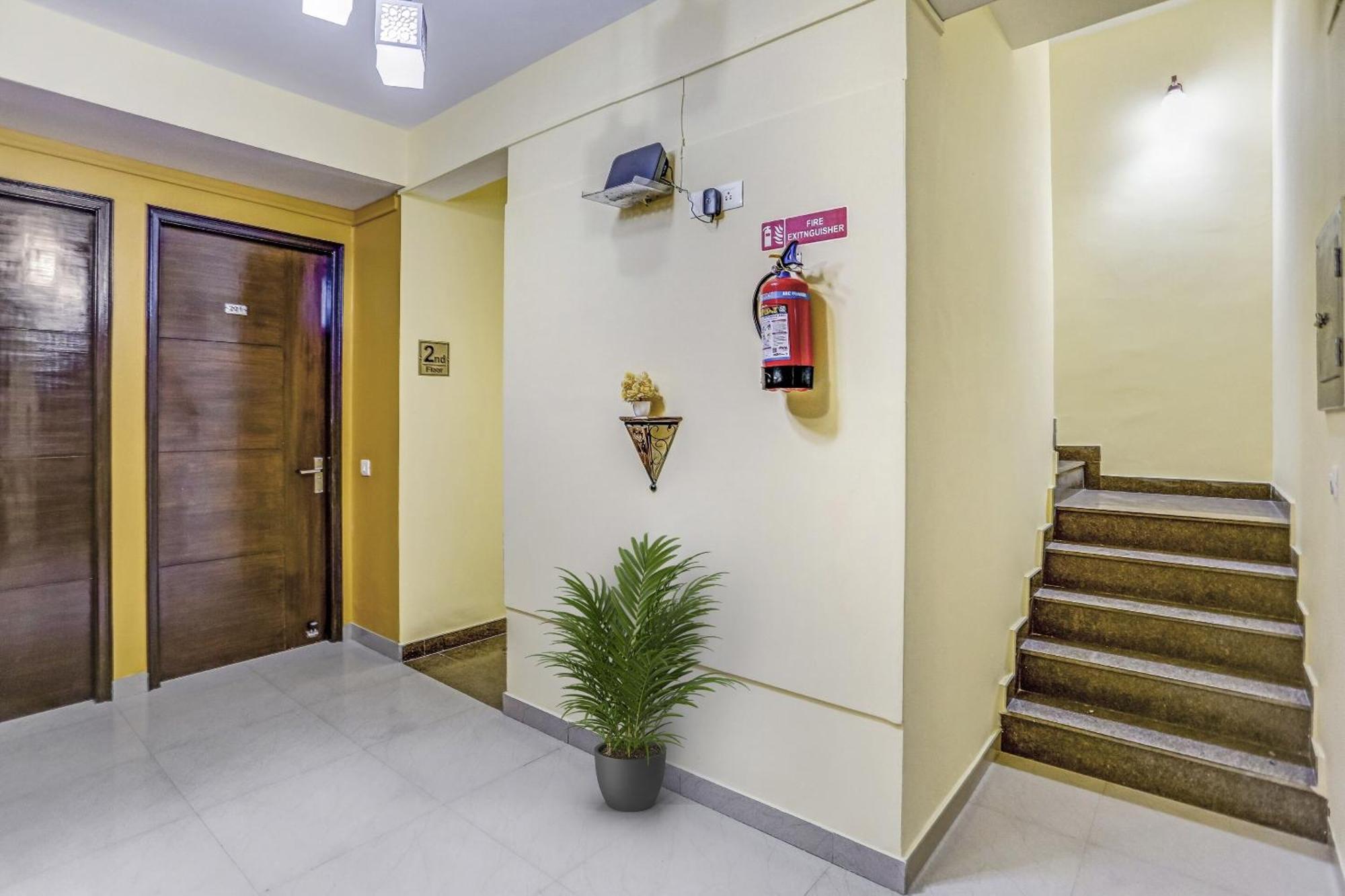 Townhouse Rumaisa Indirapuram Exteriér fotografie