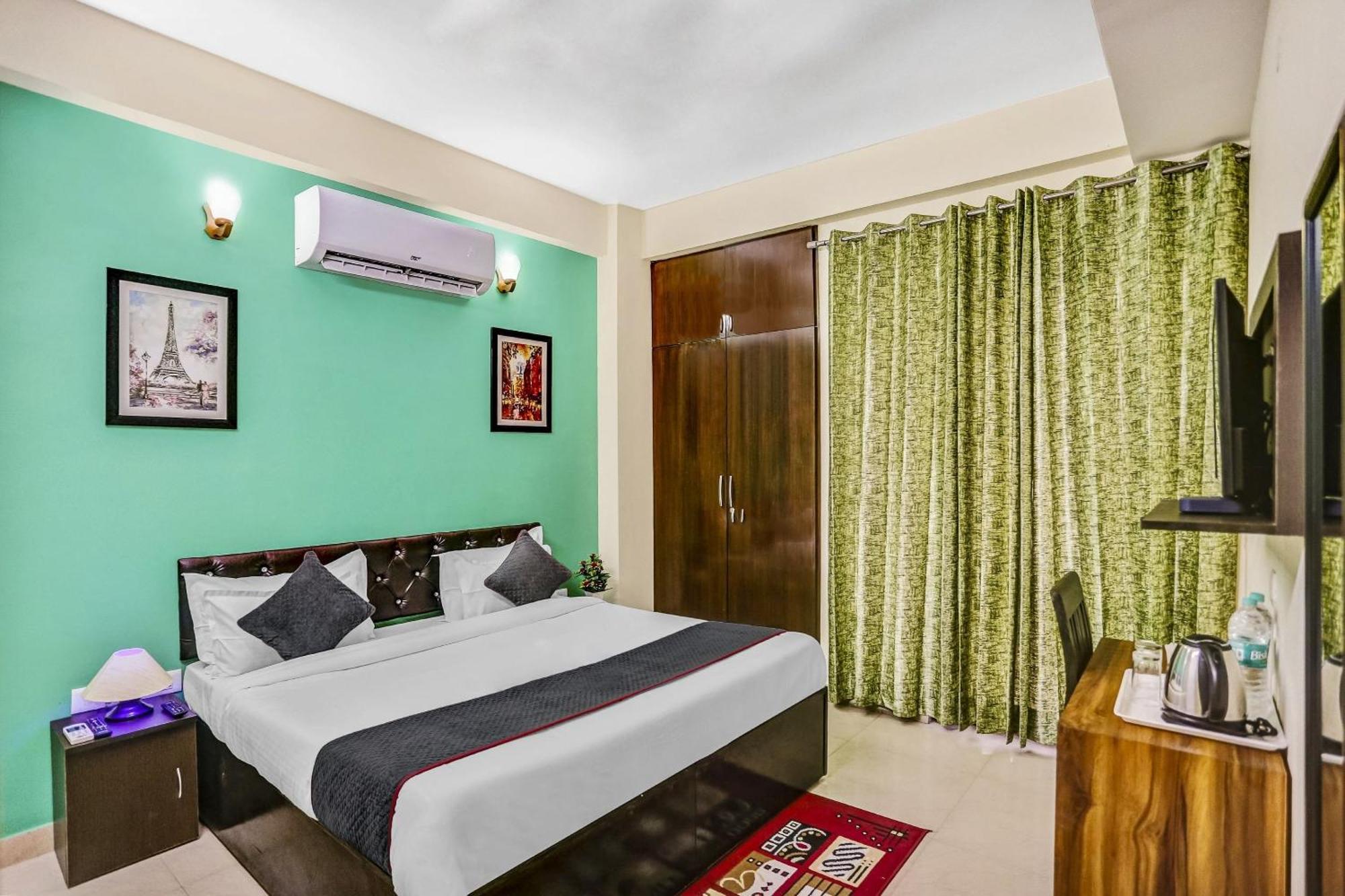 Townhouse Rumaisa Indirapuram Exteriér fotografie